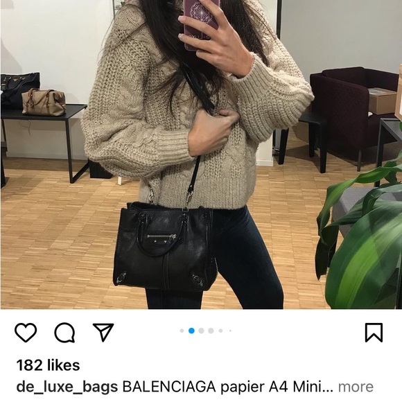 Balenciaga Papier Mini A4 Zip Around Tote - Picture 14 of 16